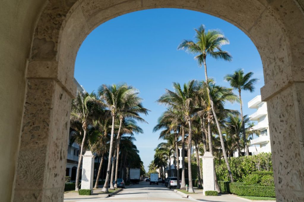 How expensive is it to live in Palm Beach