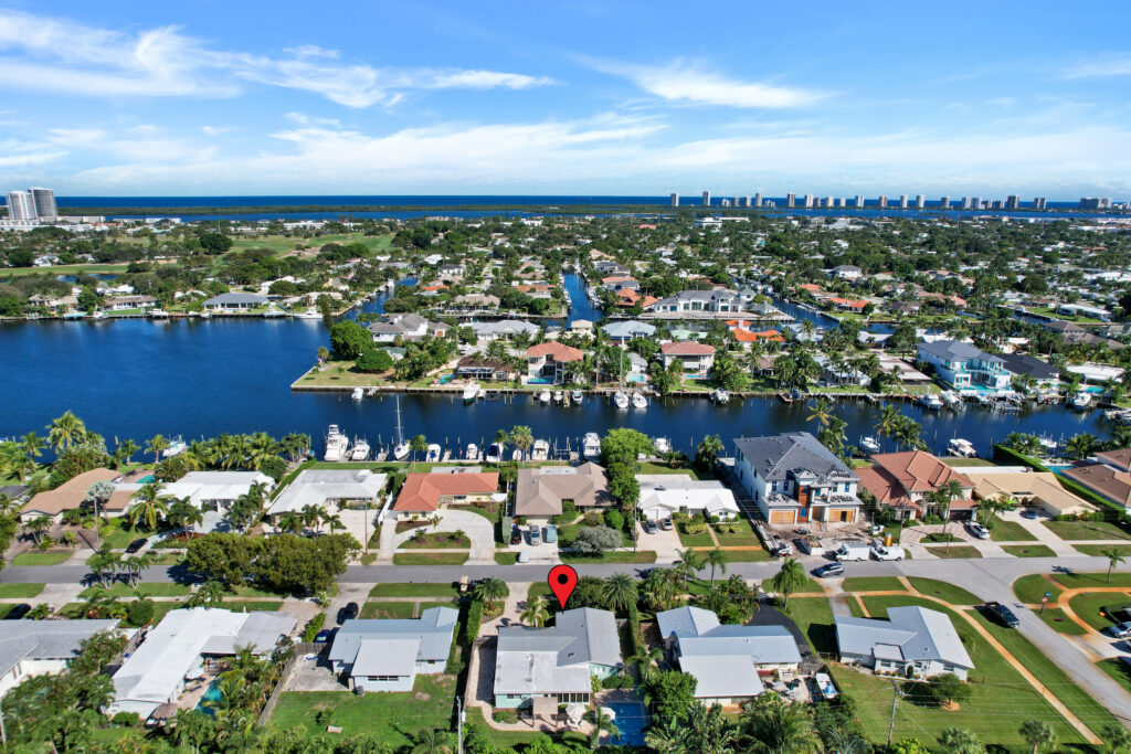 Learn how to sell a house in North Palm Beach effectively.