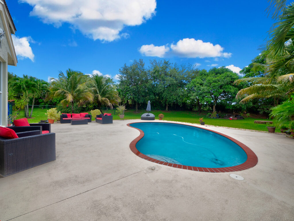 Selling a Luxury Home in Palm Beach Gardens